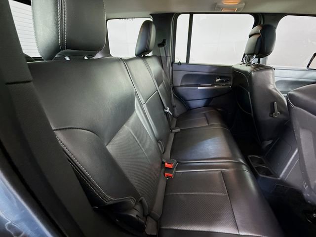 Used 2012 Jeep Liberty Limited w/ Tire & Wheel Group AWD/4WD image 25