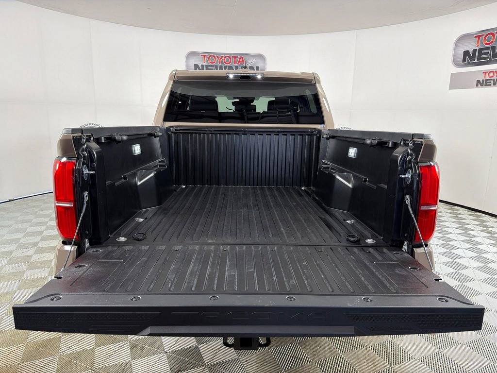 Used 2026 Toyota Tacoma TRD Sport image 18
