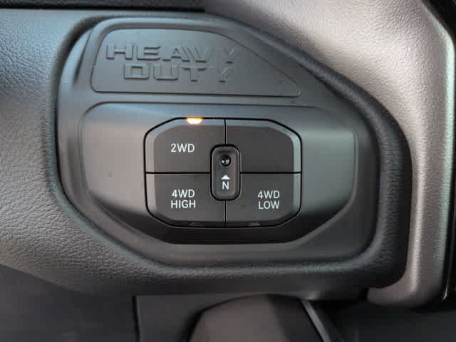 New 2026 RAM 3500 Big Horn AWD/4WD image 39