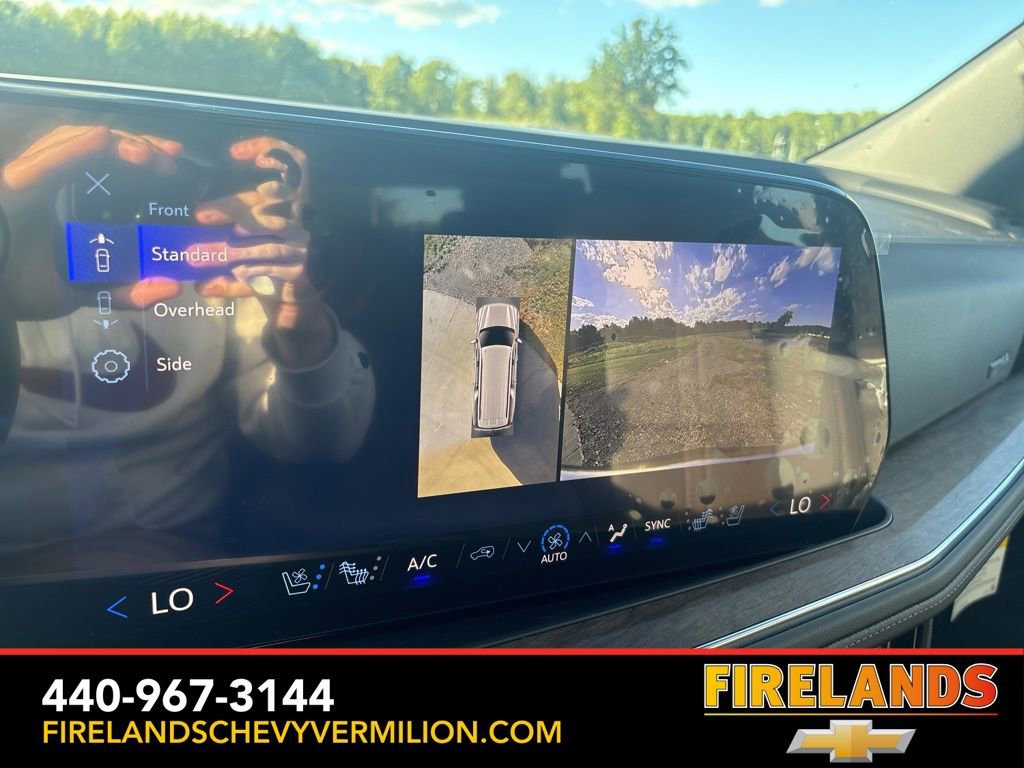 New 2026 Chevrolet Suburban High Country w/ Sun And Tow Package image 29