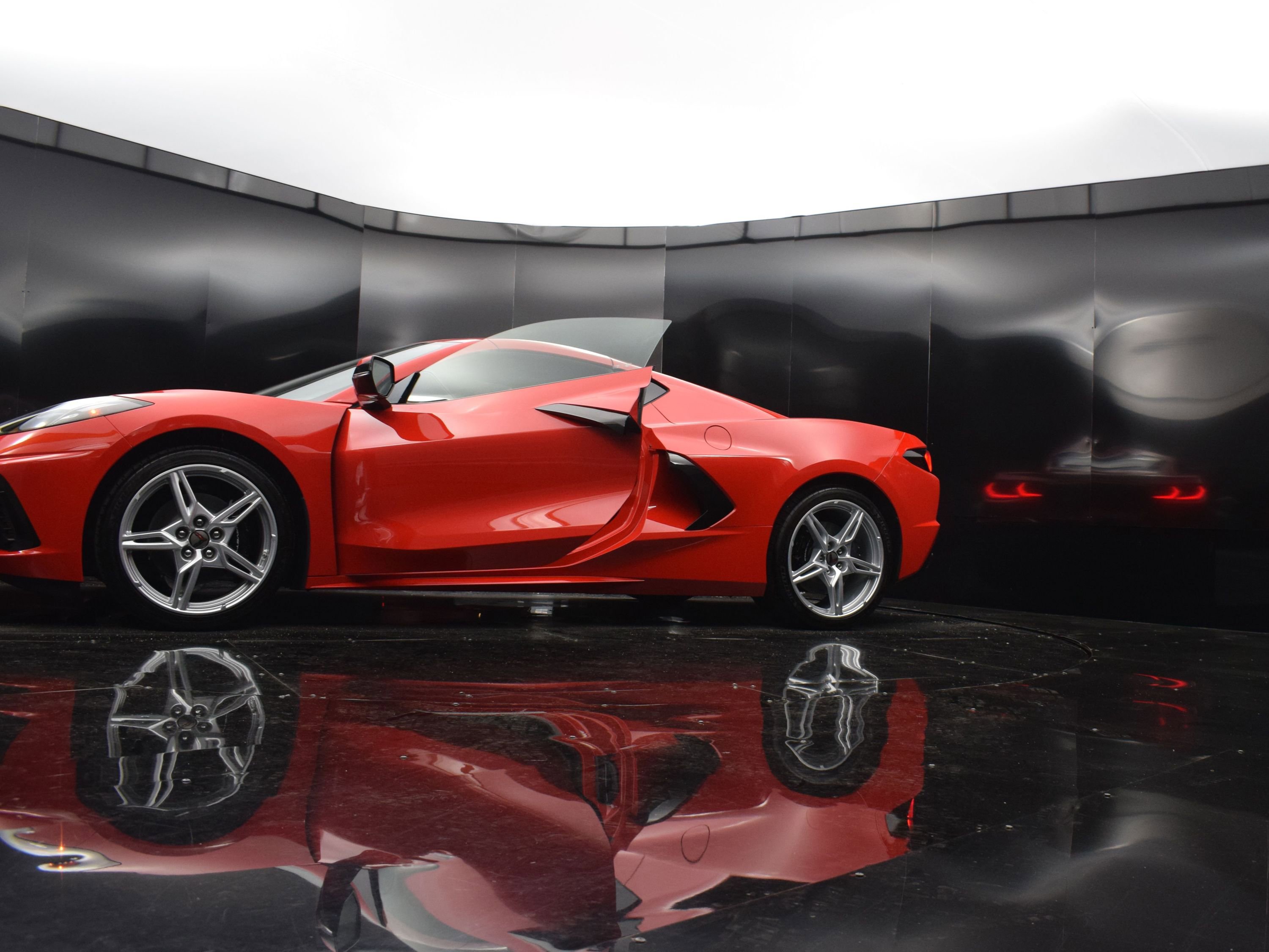 Used 2024 Chevrolet Corvette Stingray Preferred Cpe w/ 2LT image 33