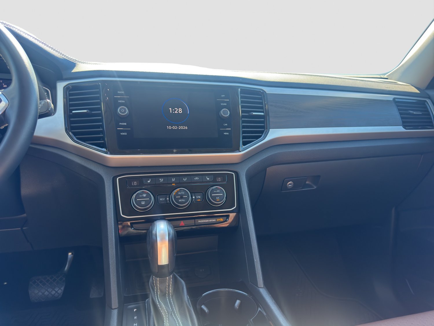Used 2022 Volkswagen Atlas SE AWD/4WD image 15