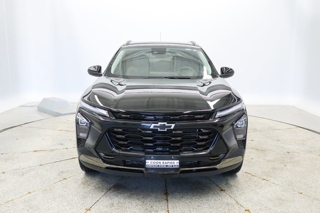 Used 2024 Chevrolet Trax ACTIV w/ Sunroof Package image 11