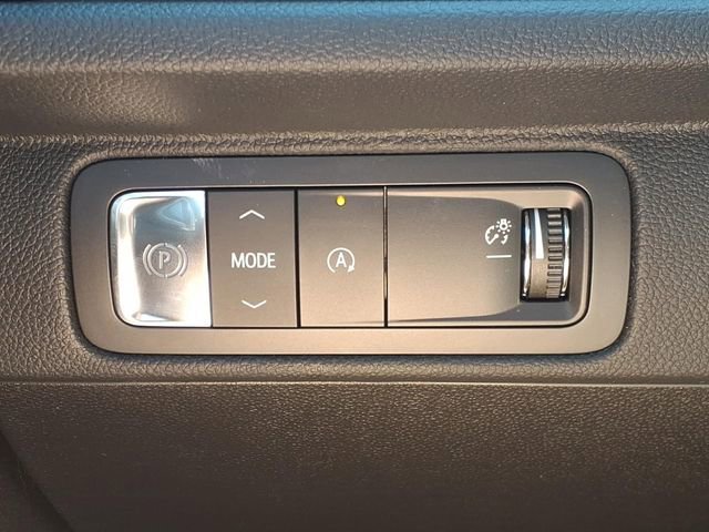 New 2026 Chevrolet Traverse RS w/ LPO, Floor Liner Package FWD image 13