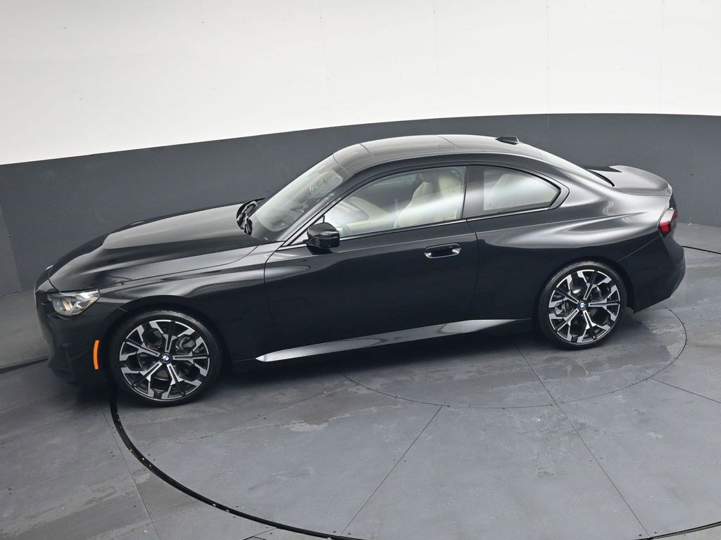 Used 2025 BMW 230i Coupe w/ Premium Package RWD image 23