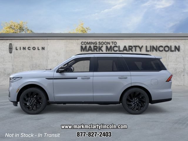 New 2026 Lincoln Navigator Reserve w/ Jet Appearance Package AWD/4WD image 3