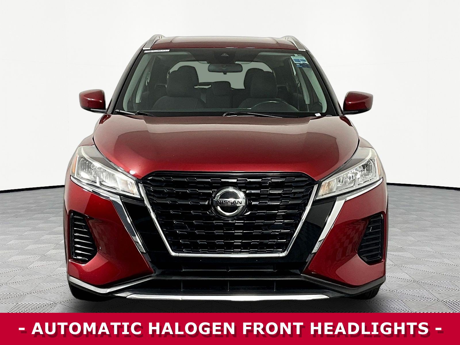 Used 2021 Nissan Kicks SV FWD image 2