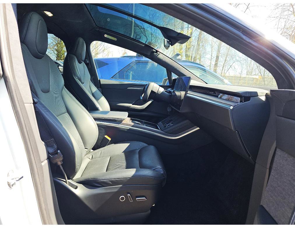 Used 2022 Tesla Model X AWD/4WD image 6