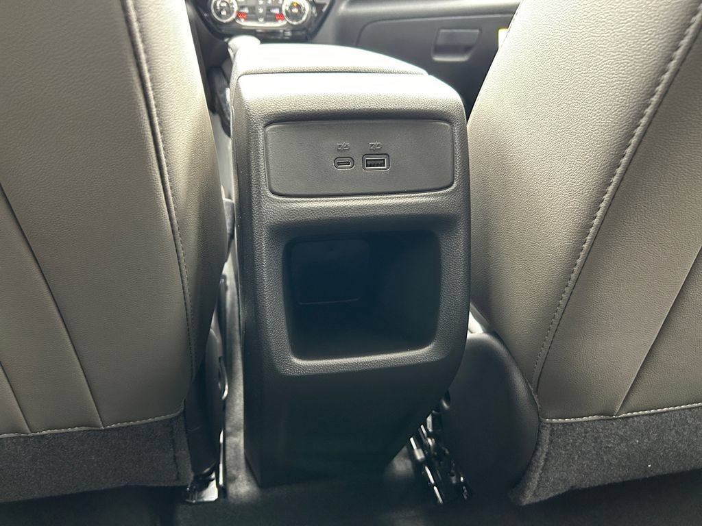 New 2026 Chevrolet Trax ACTIV w/ Sunroof Package FWD image 36