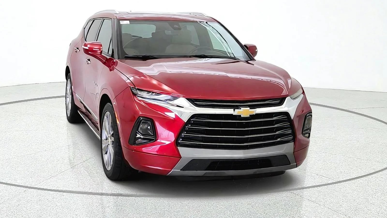 Used 2021 Chevrolet Blazer Premier w/ Driver Confidence II Package AWD/4WD image 2