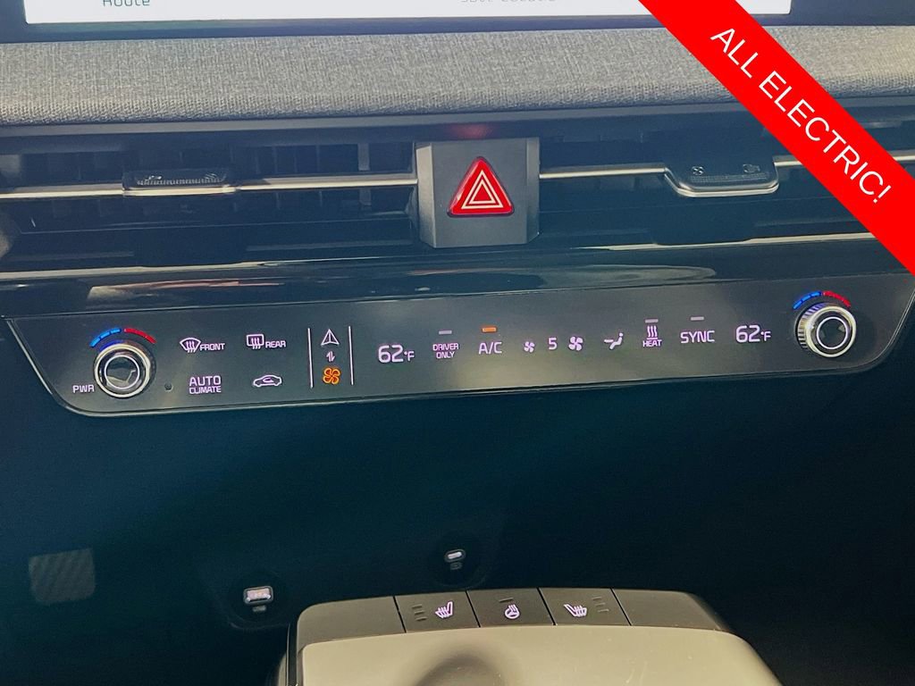 Certified 2024 Kia EV6 Light AWD/4WD image 17