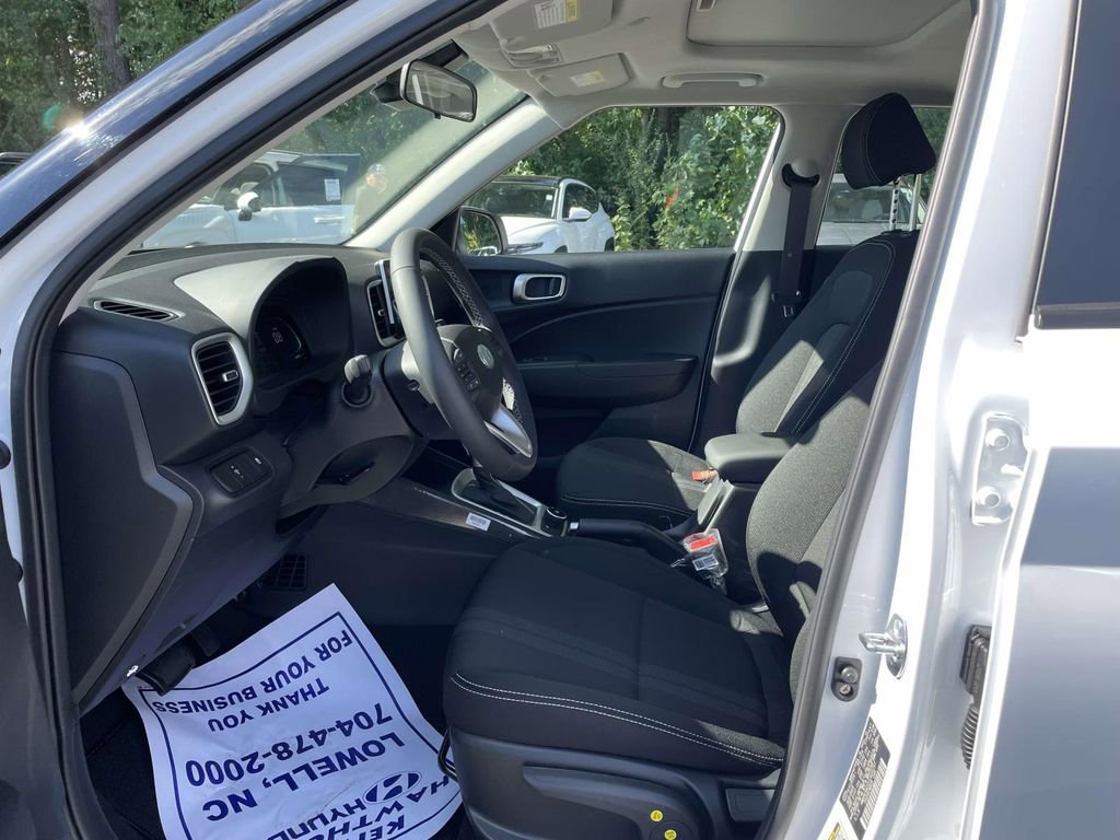 New 2026 Hyundai Venue SEL image 15