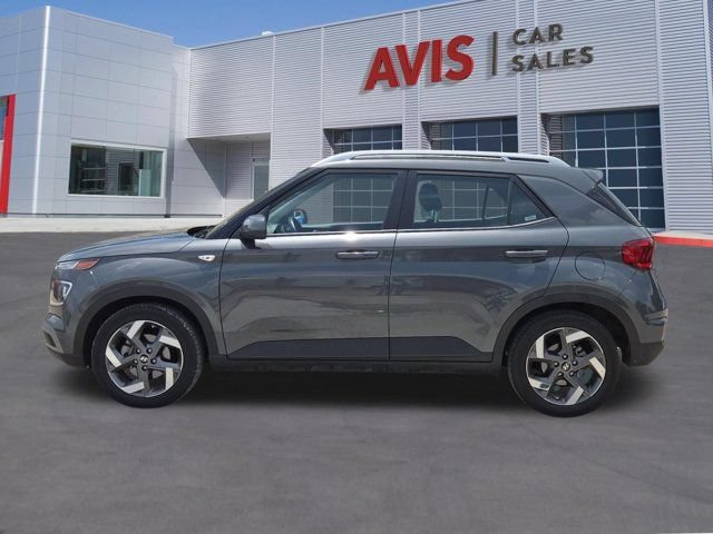 Used 2025 Hyundai Venue SEL FWD image 10