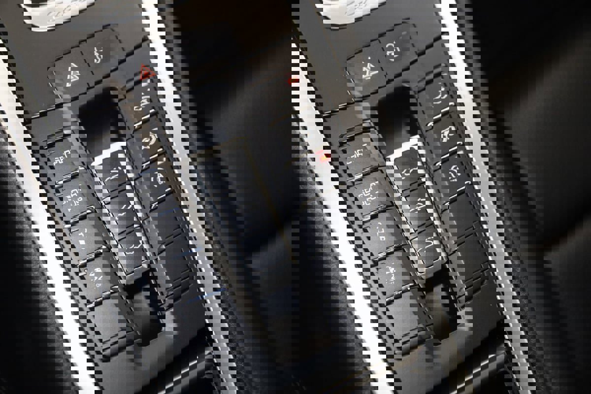 Used 2016 Porsche 911 Carrera Black Edition w/ Sport Chrono Package image 38