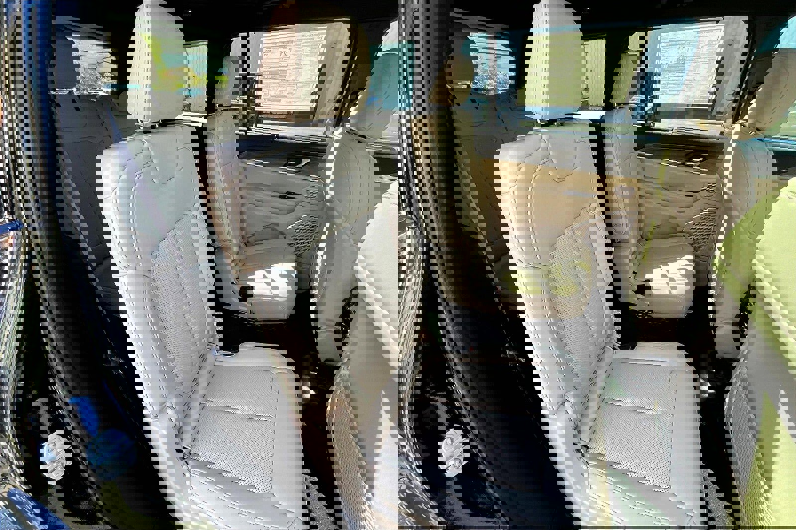 New 2025 Jeep Grand Cherokee L Limited w/ Luxury Tech Group II image 9