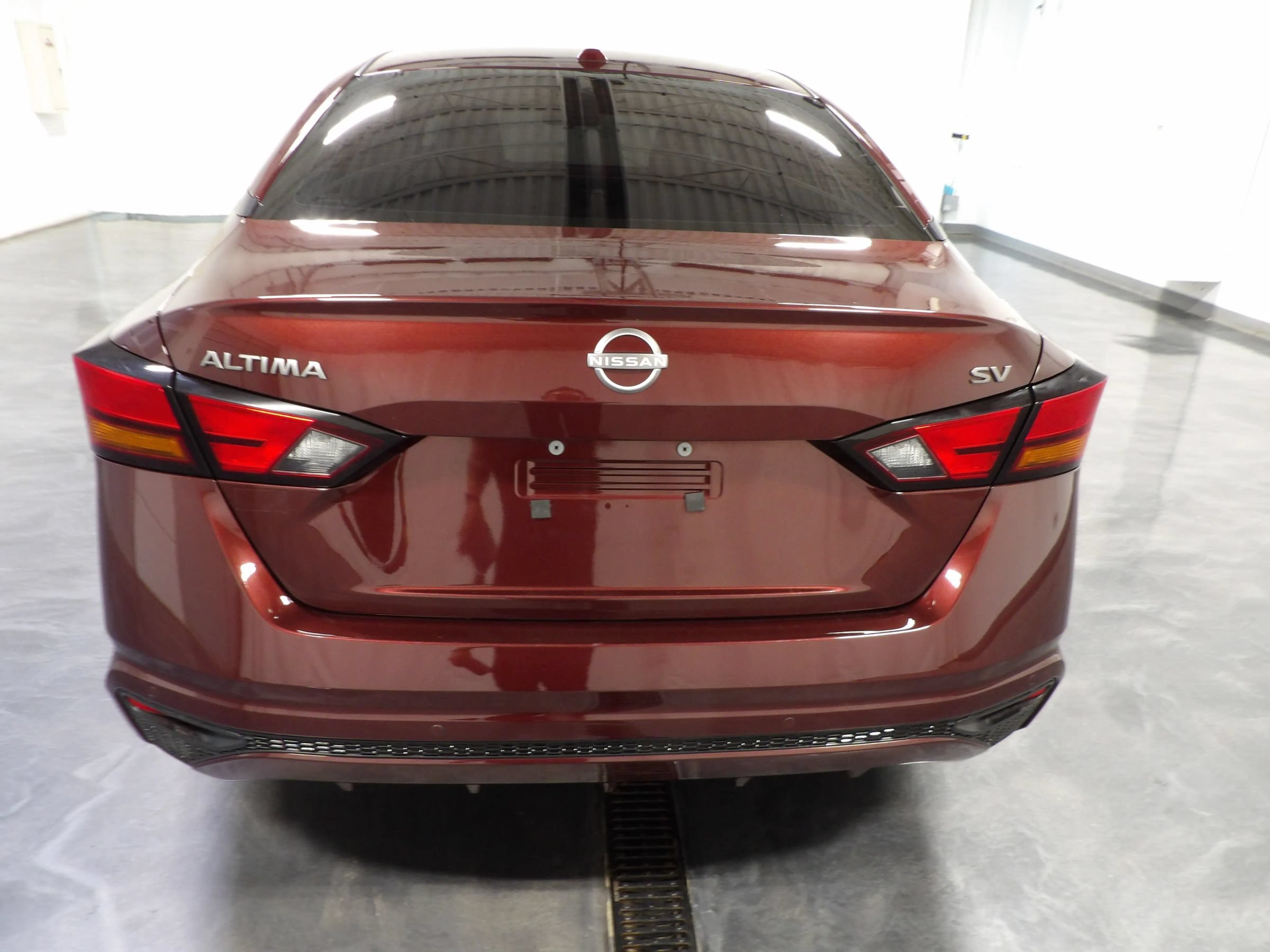 Used 2023 Nissan Altima 2.5 SV FWD image 5