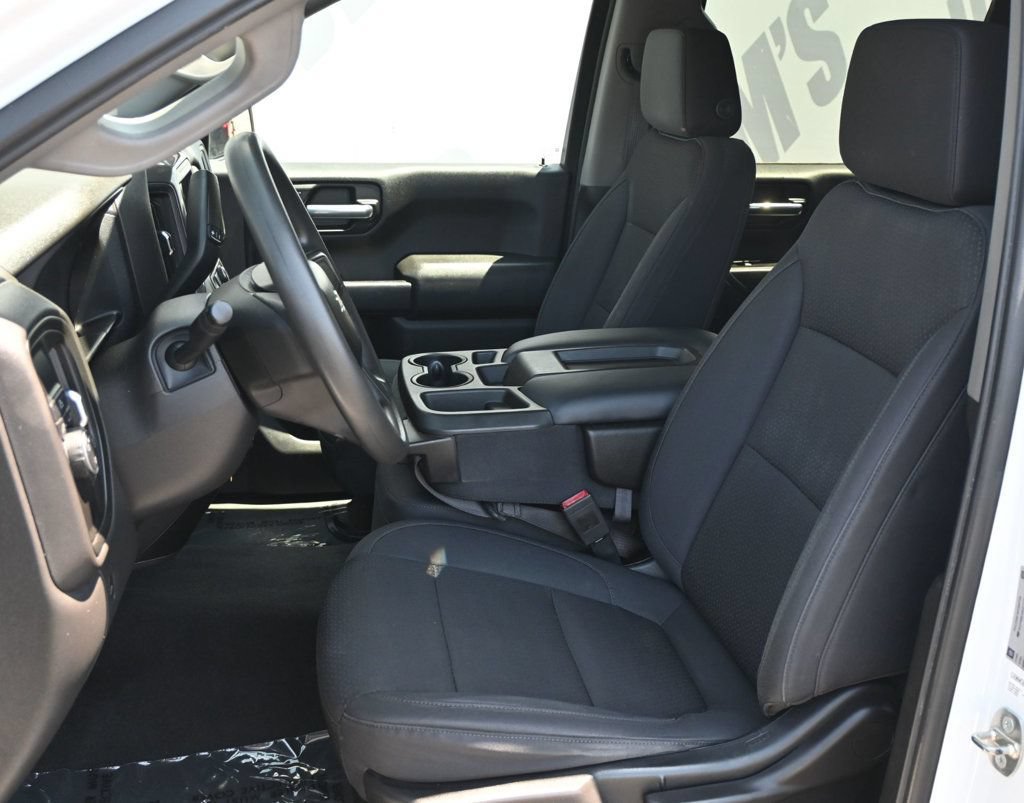 Used 2019 Chevrolet Silverado 1500 Custom w/ Custom Convenience Package RWD image 13