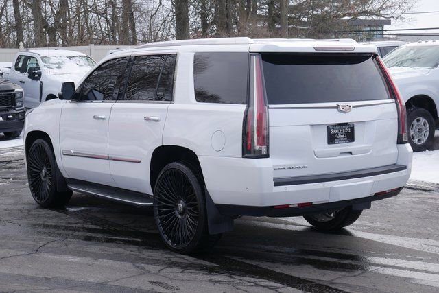 Used 2017 Cadillac Escalade Luxury image 10