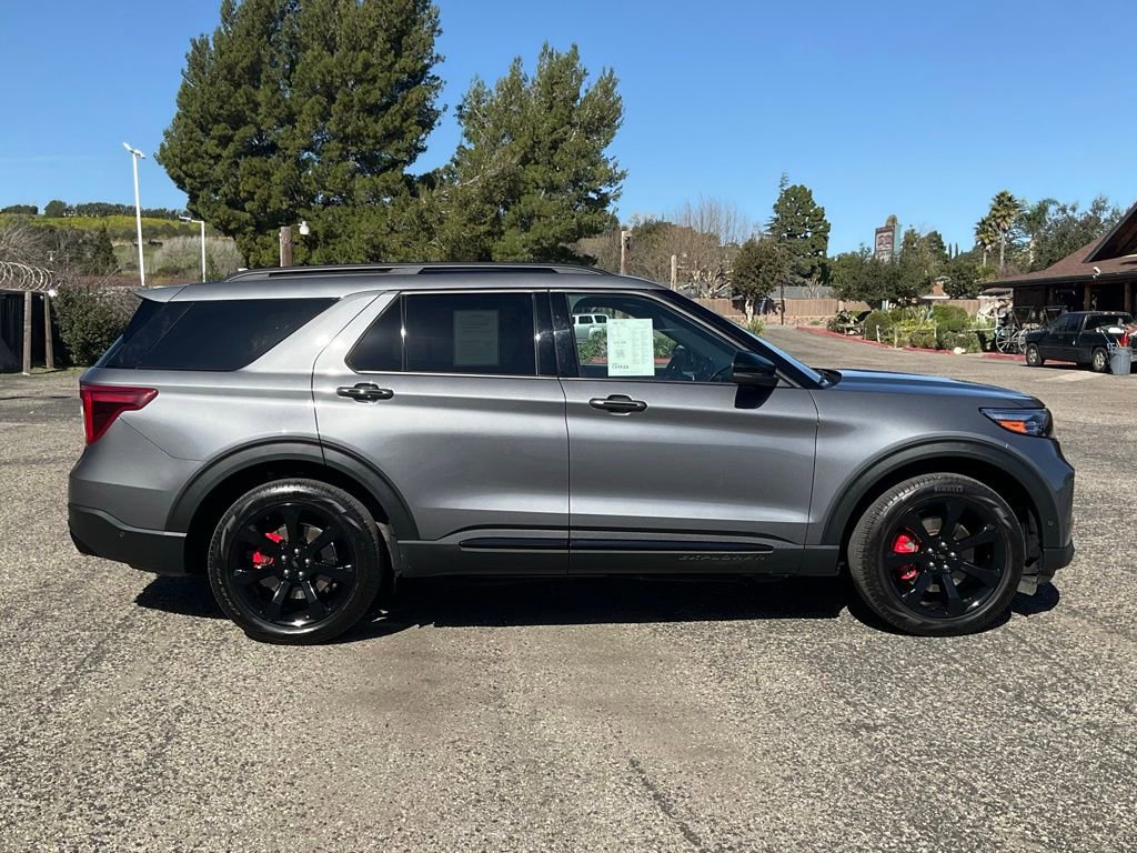 Used 2022 Ford Explorer ST w/ Equipment Group 401A image 6