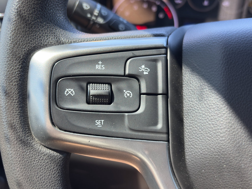 Certified 2021 Chevrolet Silverado 1500 Custom Trail Boss w/ Midnight Edition AWD/4WD image 21