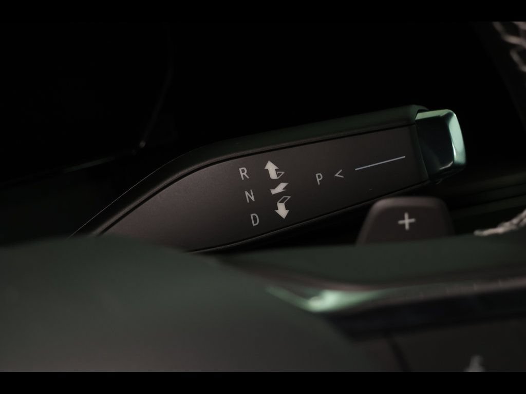 New 2026 Chevrolet Traverse LT w/ Midnight/Sport Edition AWD/4WD image 24