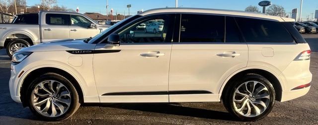 Used 2022 Lincoln Aviator Grand Touring w/ Elements Package Plus image 5