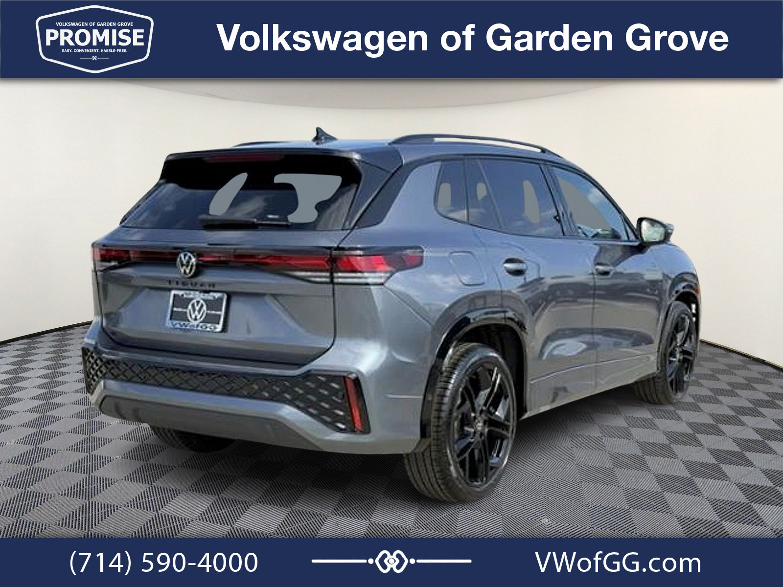 New 2026 Volkswagen Tiguan SE R-Line FWD image 7