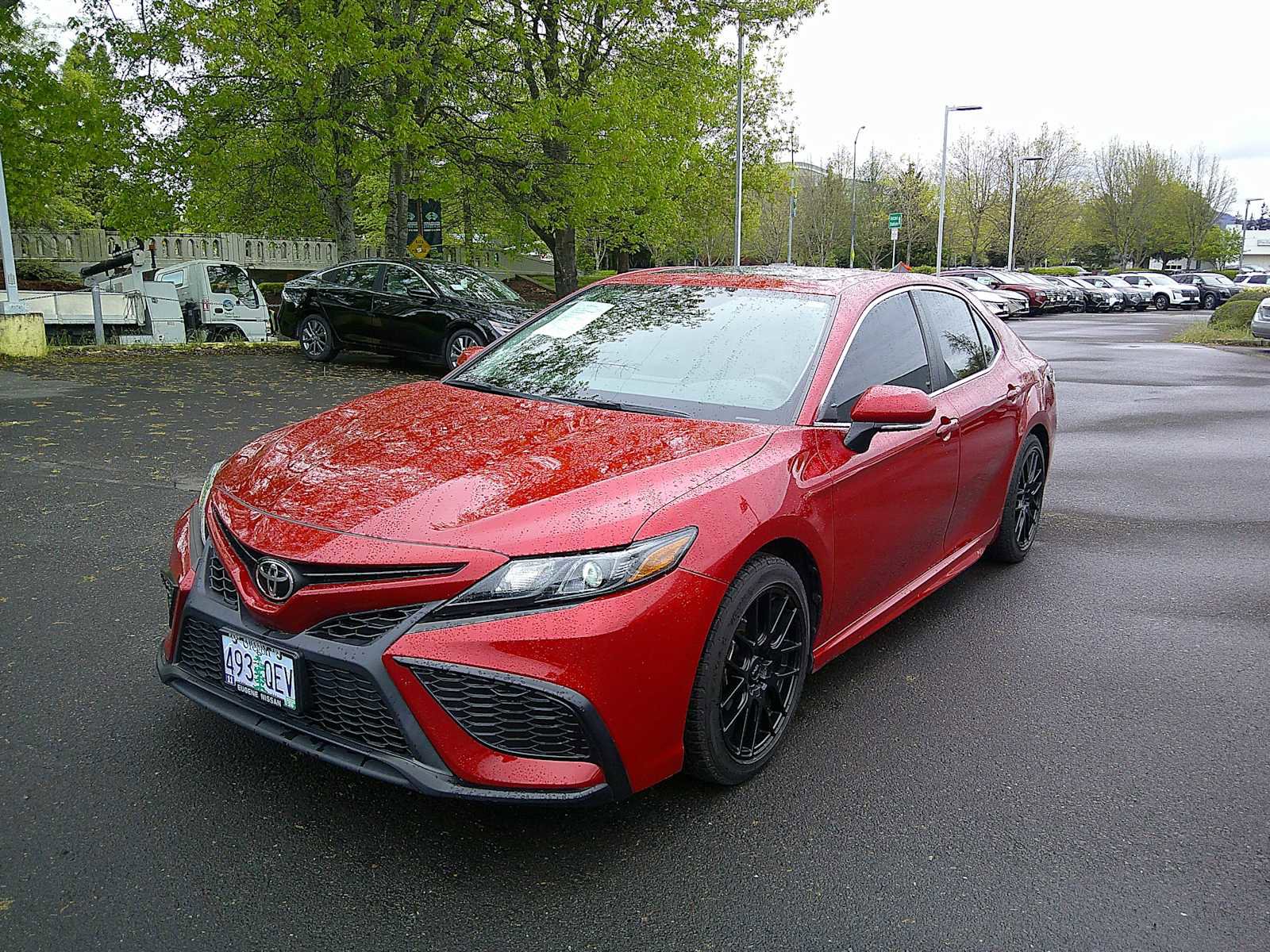 Used 2022 Toyota Camry SE w/ Convenience Package FWD image 1