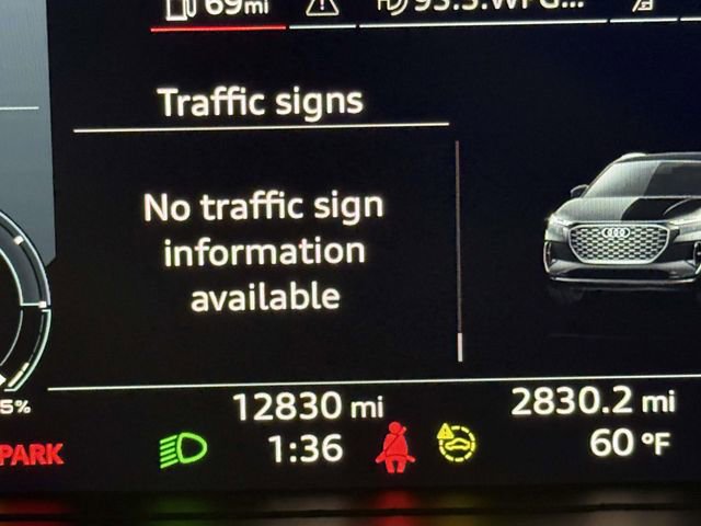 Used 2023 Audi Q4 e-tron Prestige w/ 20" Wheel Package image 5