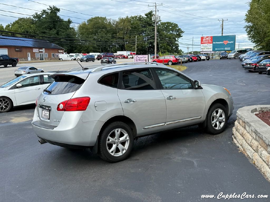 Used 2011 Nissan Rogue SV image 8