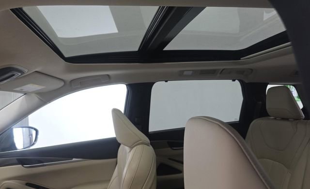 Used 2023 INFINITI QX60 Luxe w/ Cargo Package FWD image 19