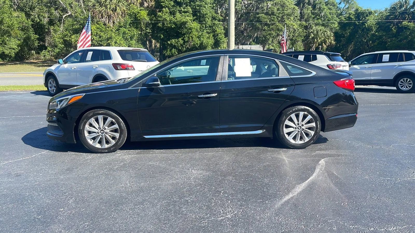 Used 2015 Hyundai Sonata SE w/ Option Group 09 FWD image 5