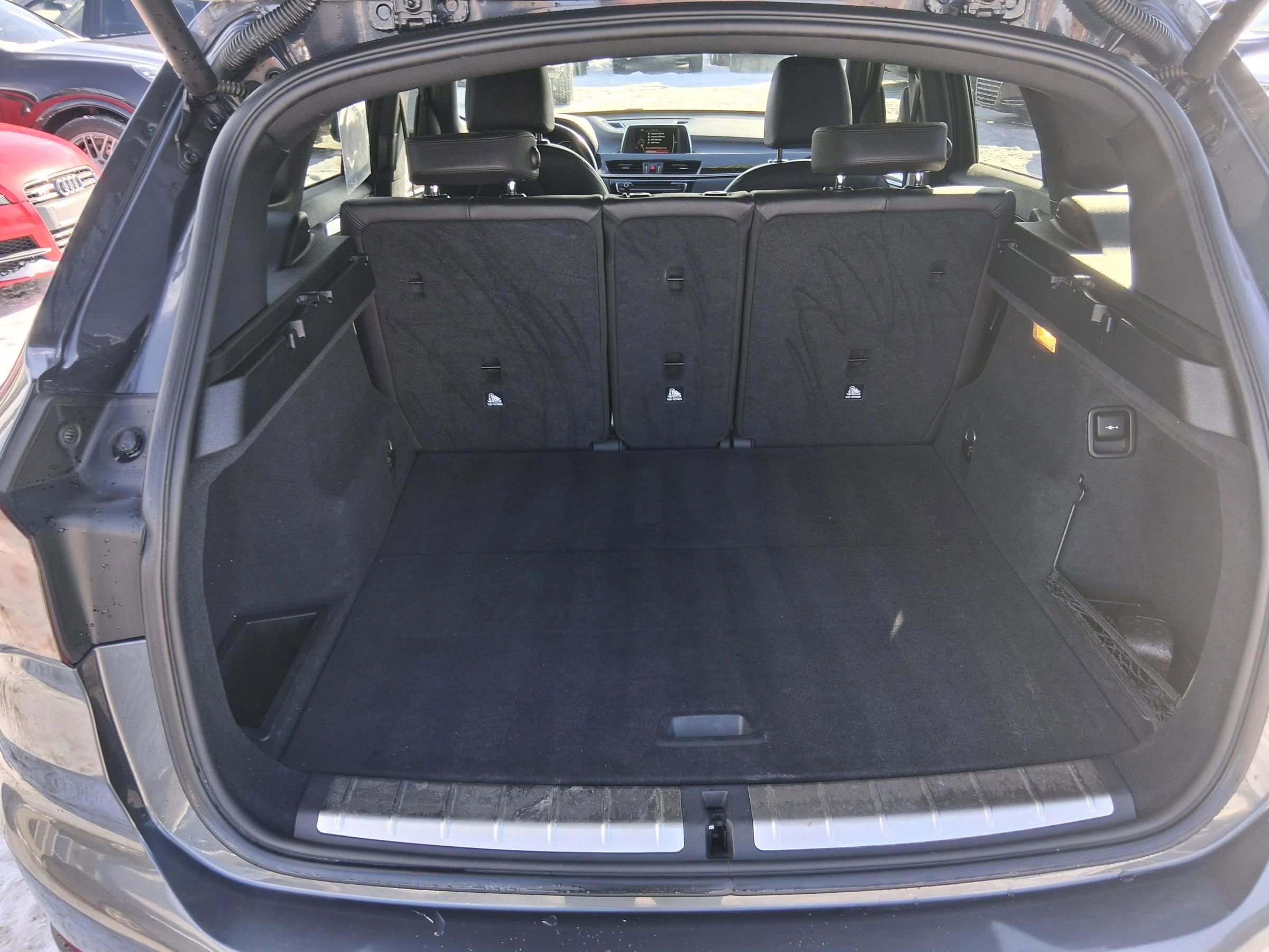 Used 2017 BMW X1 xDrive28i image 10