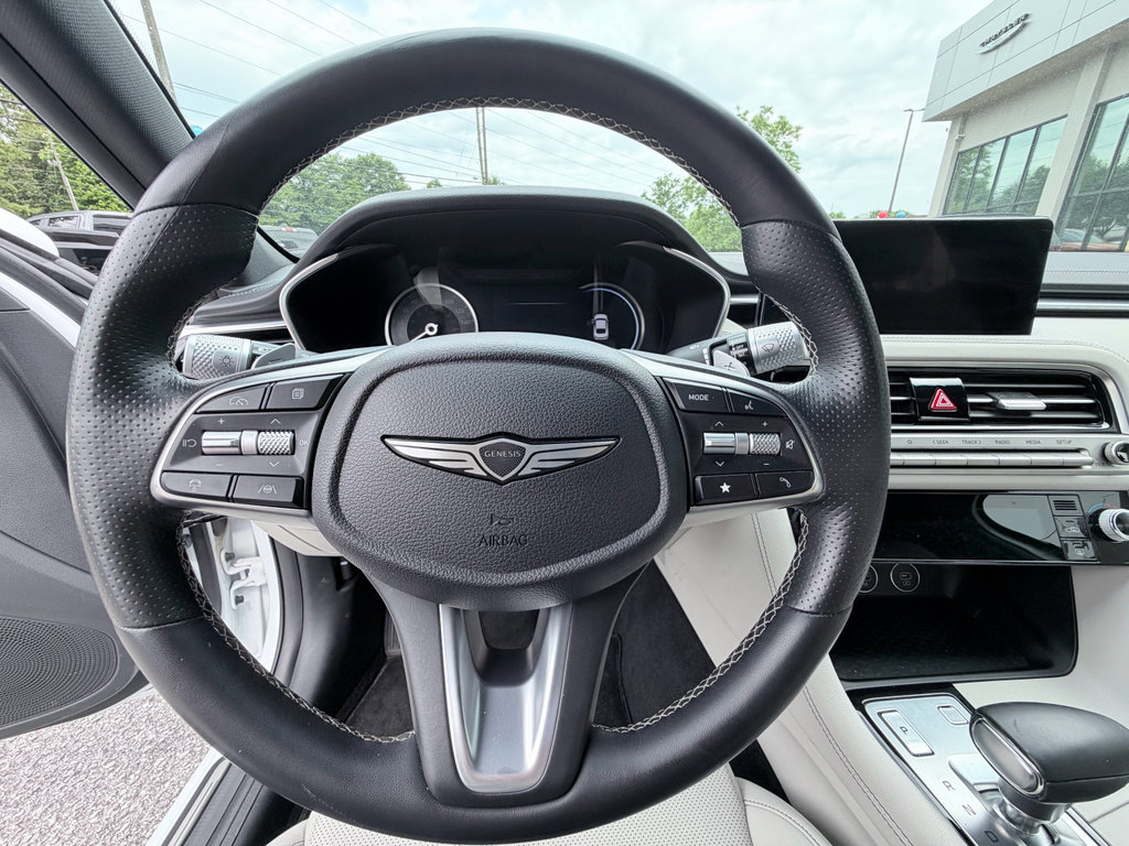 Used 2025 Genesis G70 2.5T AWD/4WD image 12