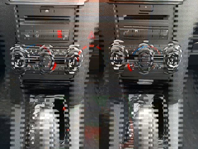 Used 2011 Land Rover LR4 HSE image 27