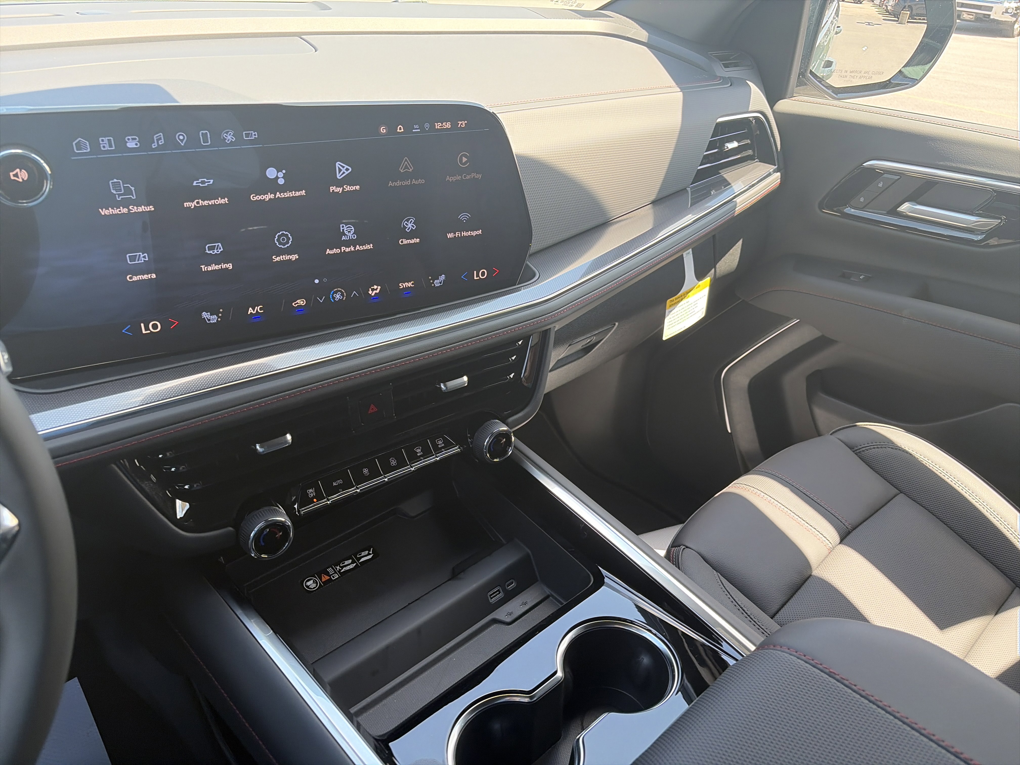 New 2026 Chevrolet Suburban RST w/ Sun And Tow Package AWD/4WD image 24