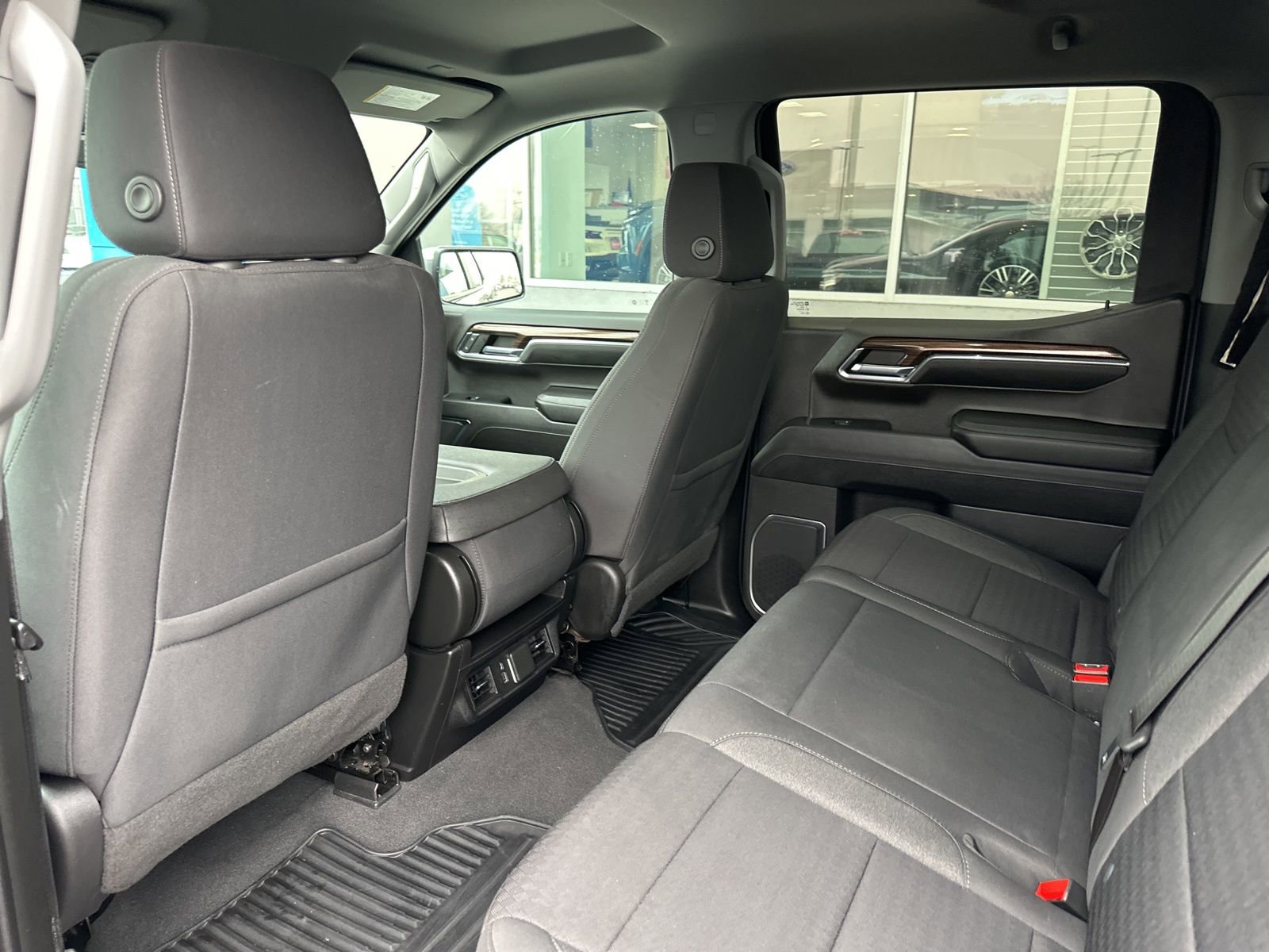 Used 2023 Chevrolet Silverado 1500 LT image 16