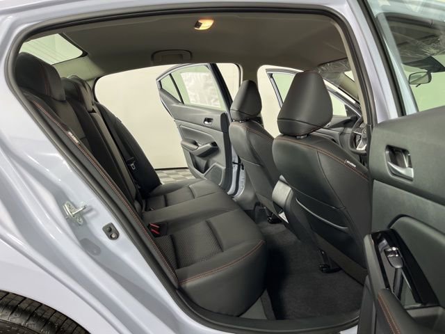 New 2025 Nissan Altima 2.5 SR image 44