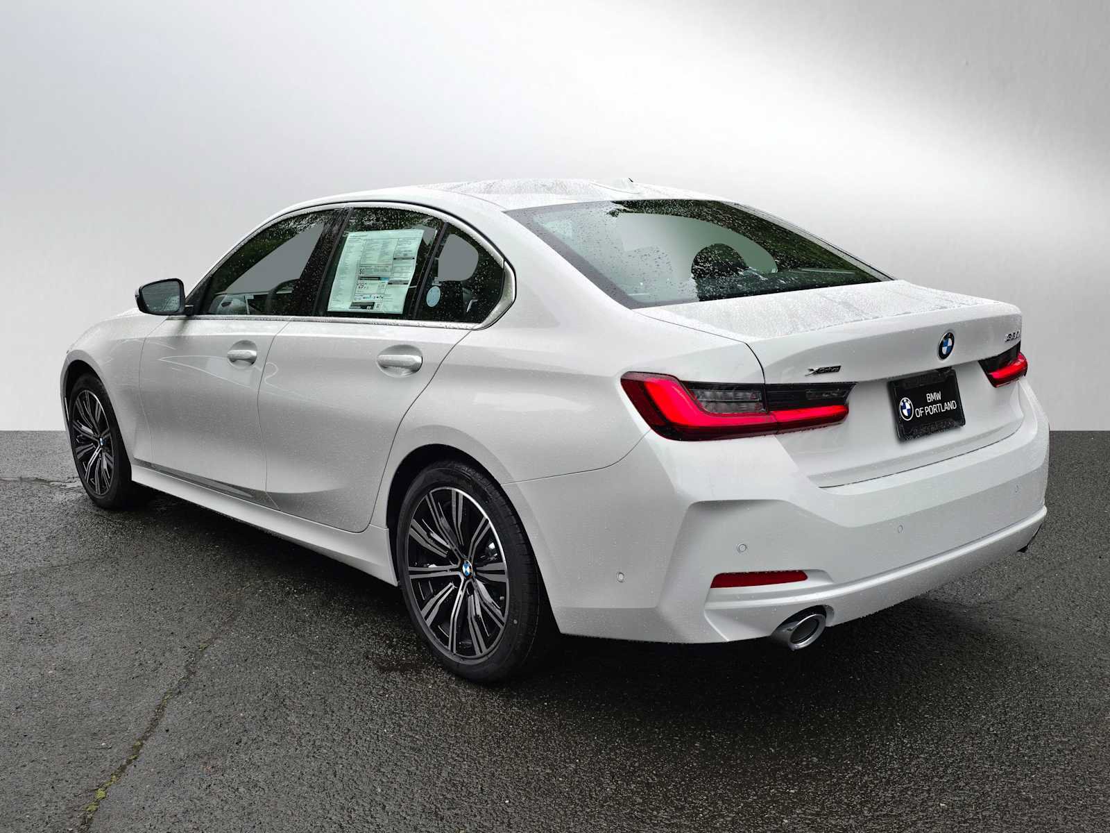 New 2026 BMW 330i xDrive Sedan w/ Premium Package AWD/4WD image 5