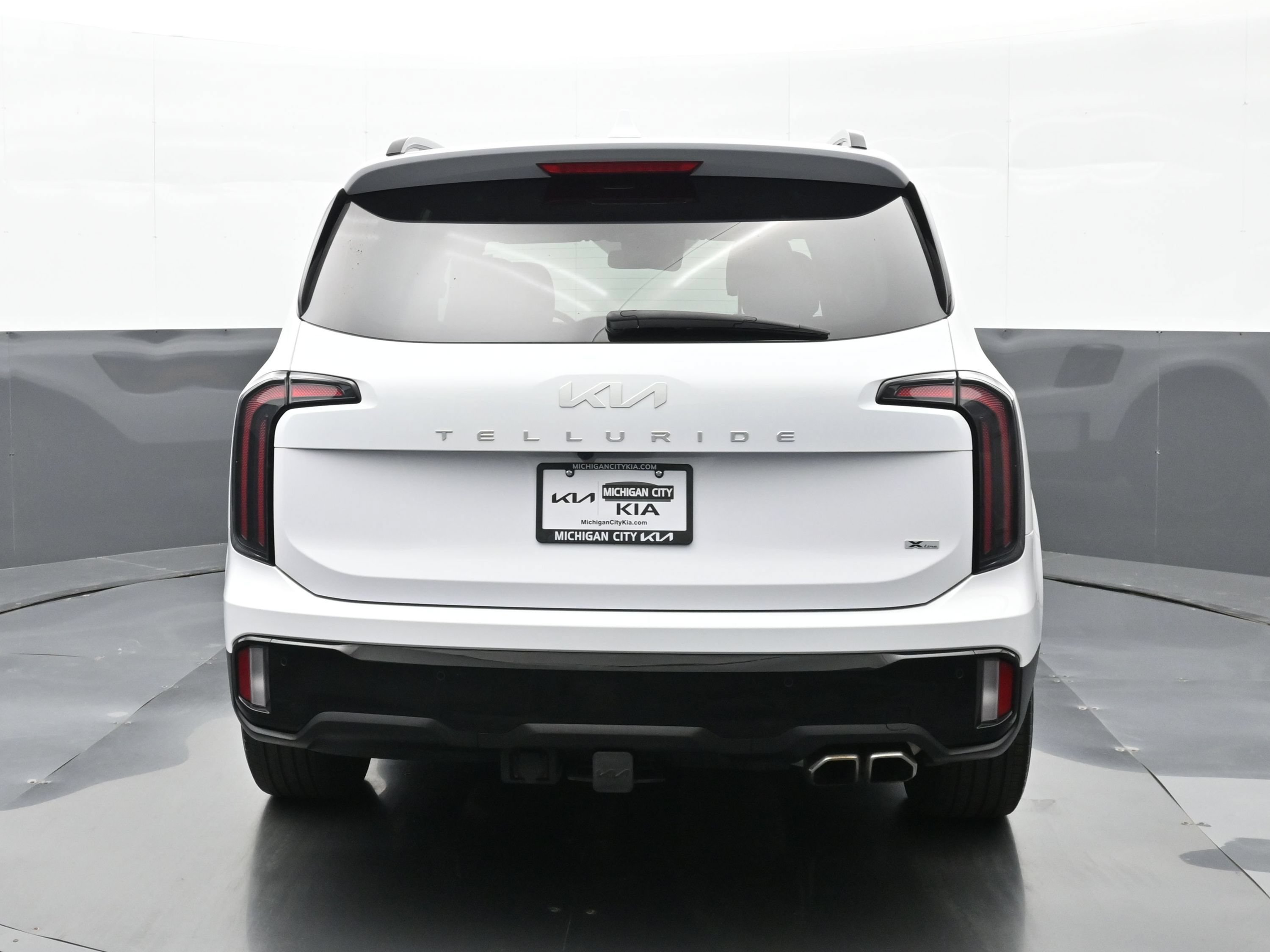 Used 2024 Kia Telluride SX X-Line AWD/4WD image 3