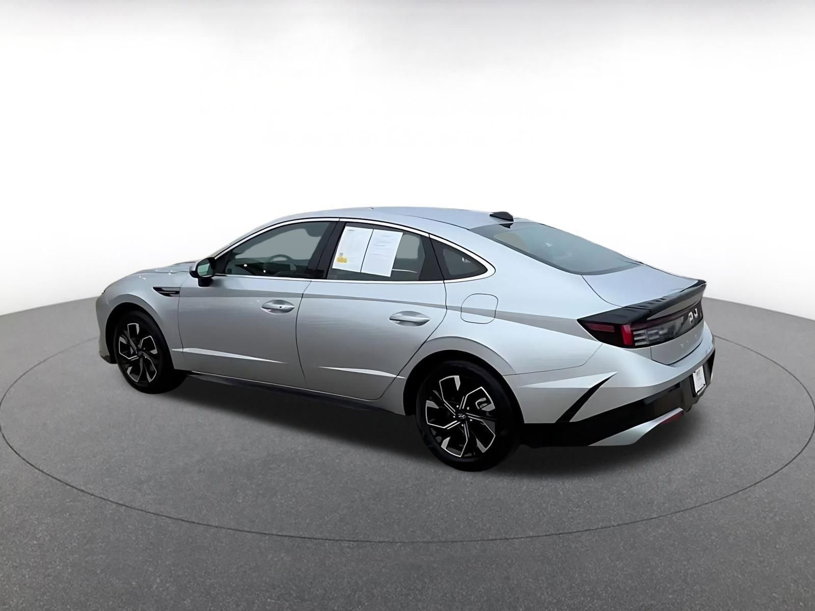 Used 2025 Hyundai Sonata SEL image 14