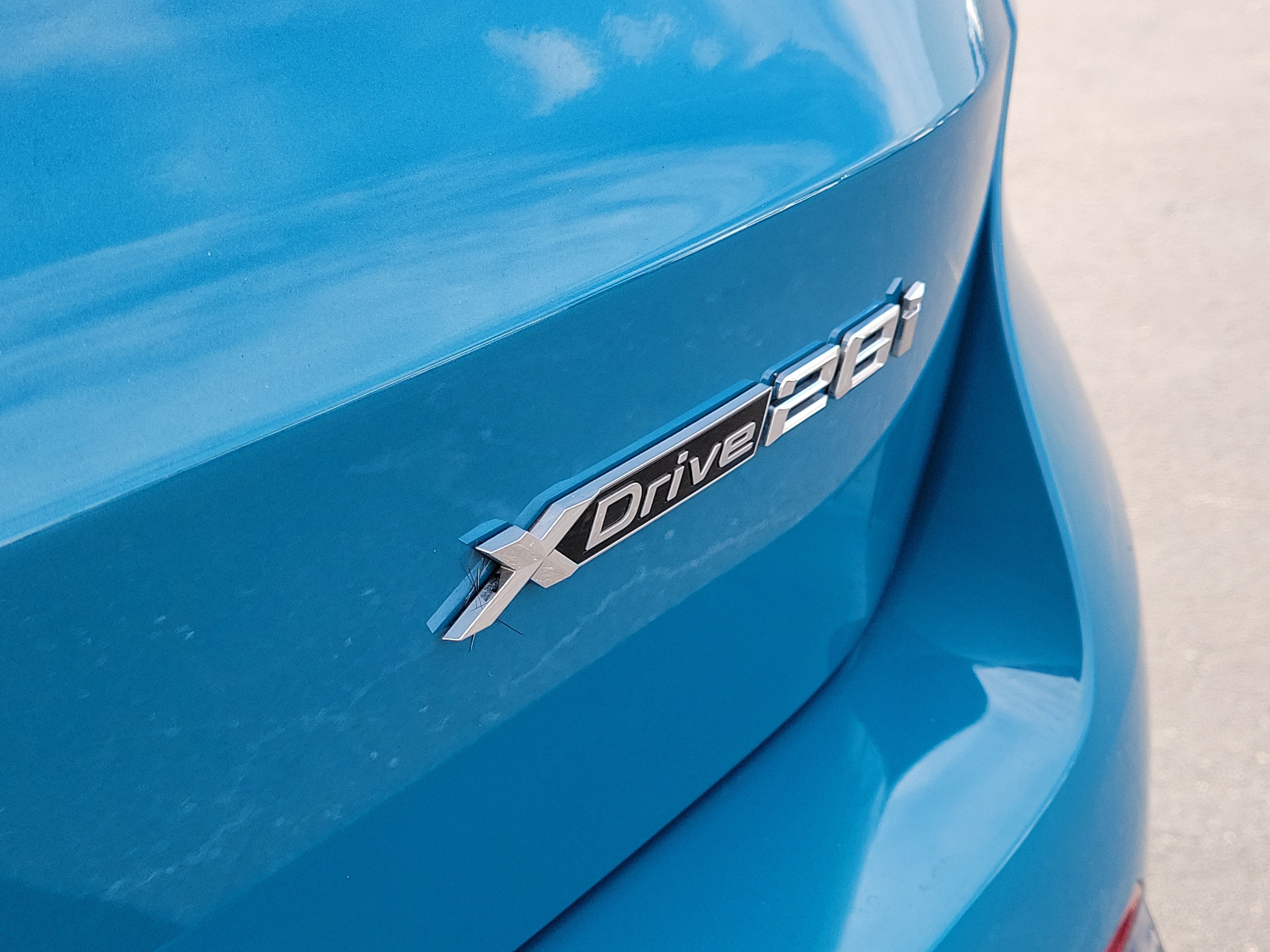 Used 2025 BMW X1 xDrive28i AWD/4WD image 6