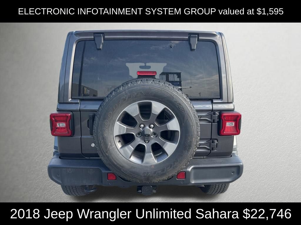 Used 2018 Jeep Wrangler Unlimited Sahara AWD/4WD image 4