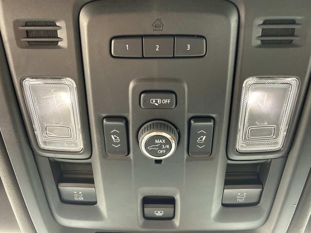 Used 2023 Cadillac Escalade ESV Sport AWD/4WD image 22