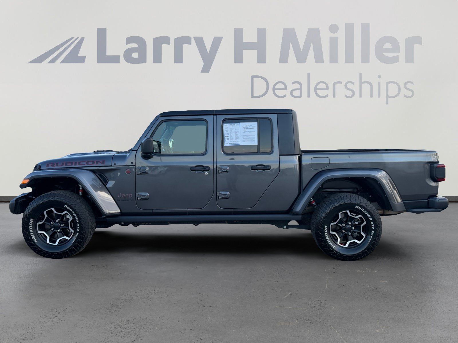 Used 2021 Jeep Gladiator Rubicon AWD/4WD image 3
