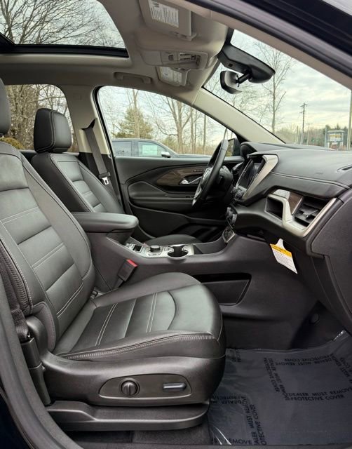 Used 2023 GMC Terrain Denali w/ Black Diamond Edition image 19