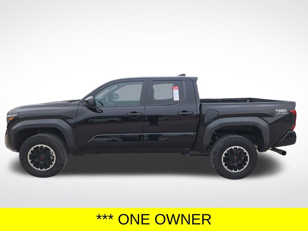 Used 2024 Toyota Tacoma TRD Off-Road AWD/4WD image 2