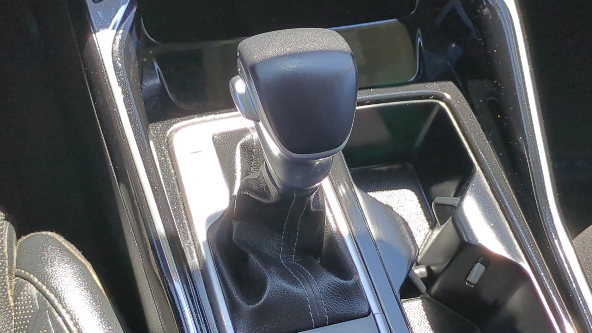 Used 2022 Kia Sorento SX FWD image 26