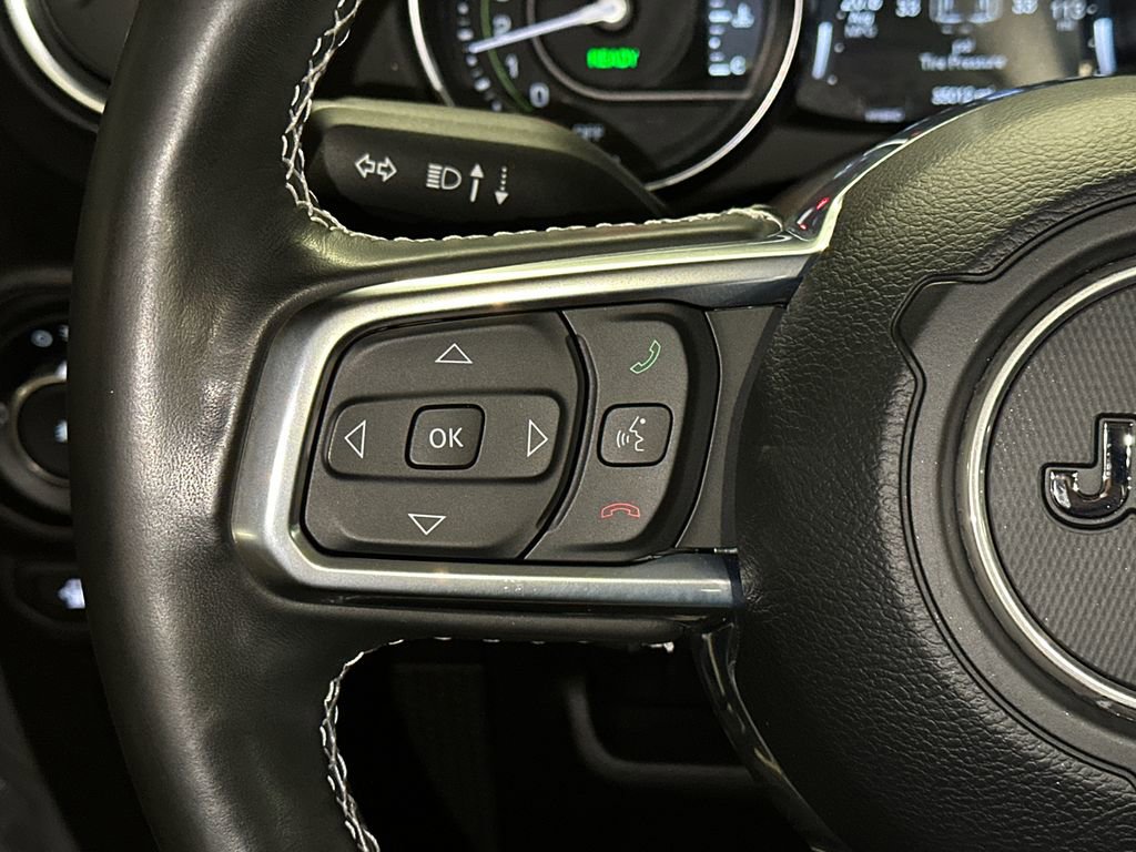 Used 2022 Jeep Wrangler Unlimited Sahara w/ Cold Weather Group image 23