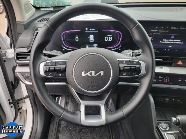 Used 2023 Kia Sportage EX image 20